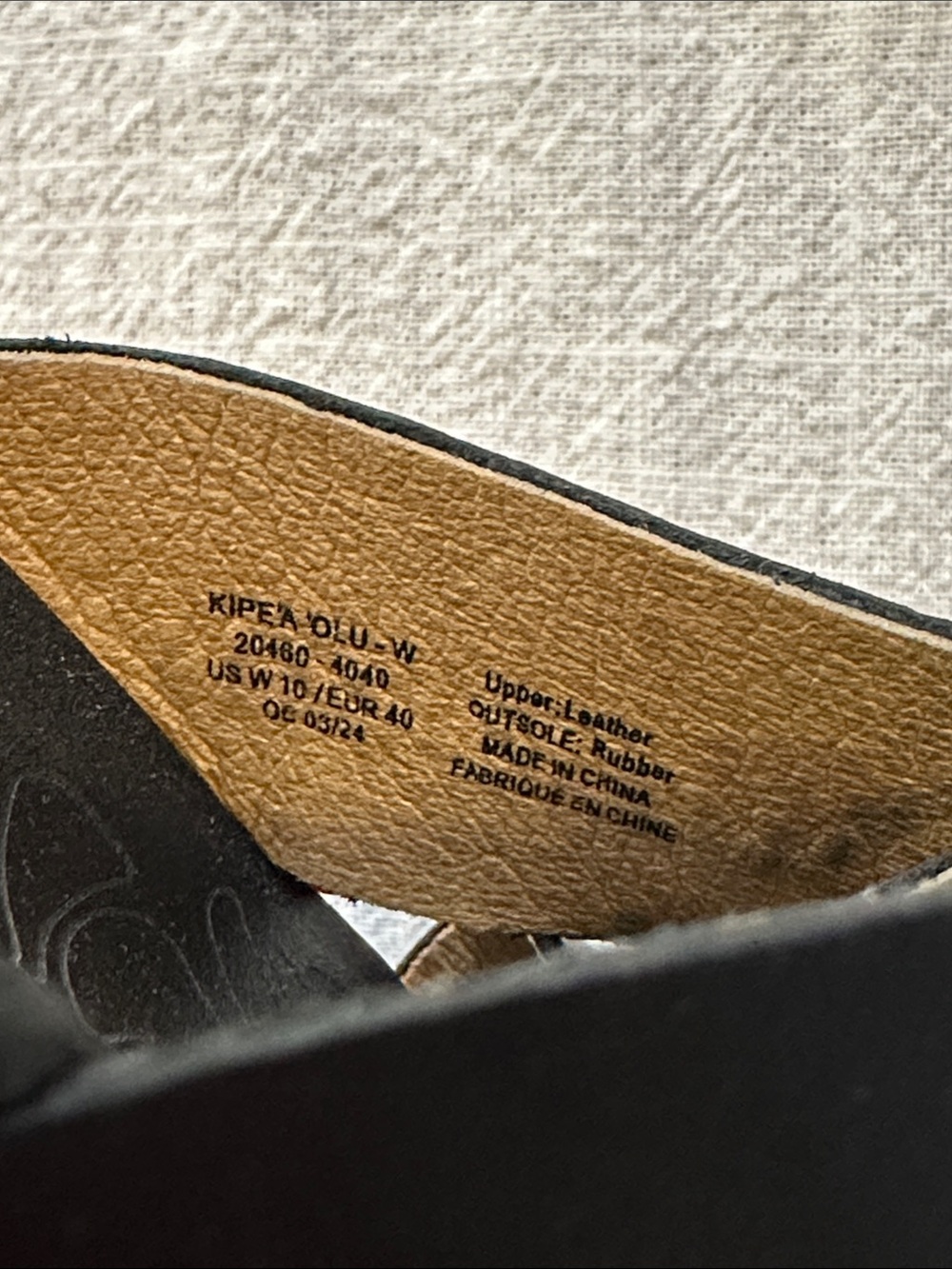 OluKai Black Leather Cross Strap Slide Sandals Women's Size 10 EUC - Picture 6 of 7
